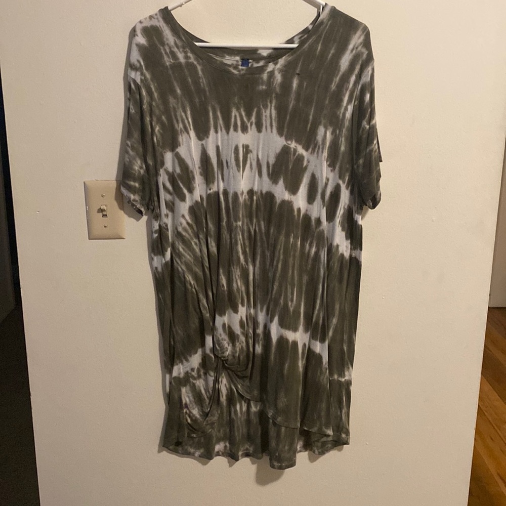 Tie-dye shirt